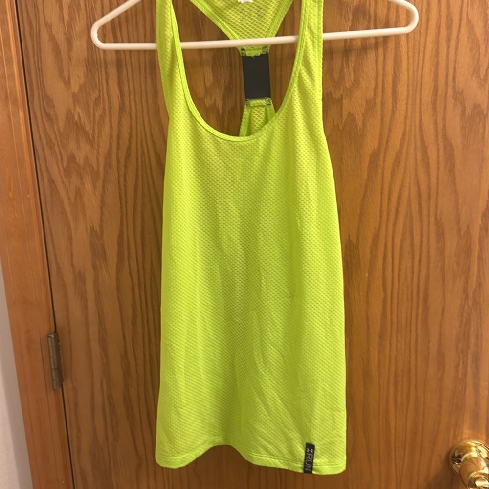 Under armor women’s tank top lime green size medium